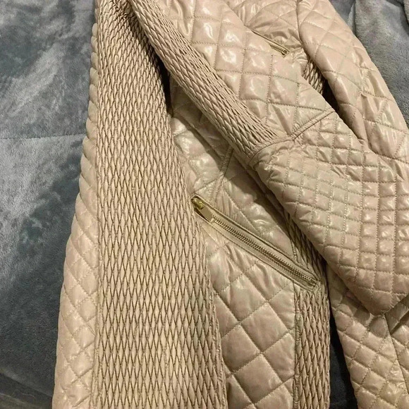 Via Spiga Women’s Puffer Coat w/ Detachable Hood Gold Sz. S - Picture 6 of 13